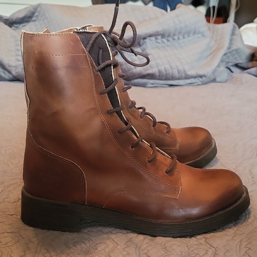 Leather boots